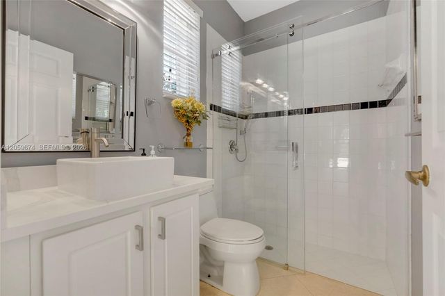 13746 NW 21st St, Pembroke Pines, FL 33028