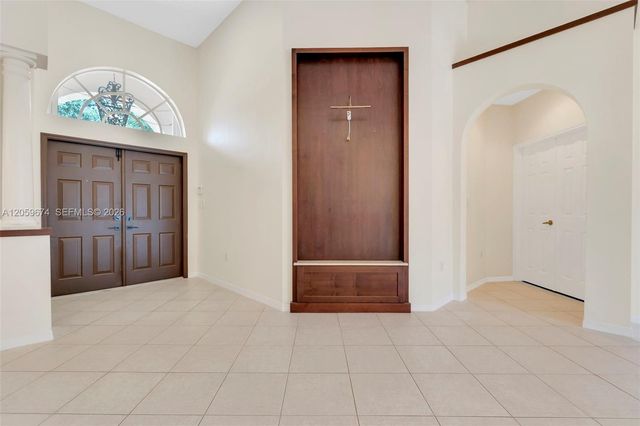 13746 NW 21st St, Pembroke Pines, FL 33028