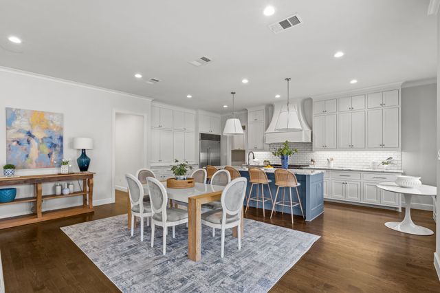 7137 Meadow Lake Avenue, Dallas, TX 75214