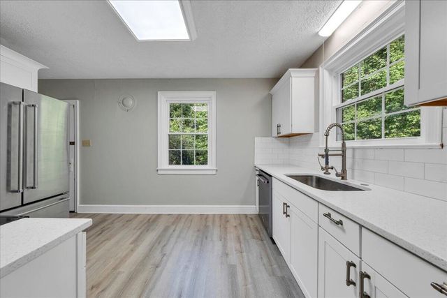 1556 Brandon AVE, Roanoke, VA 24015