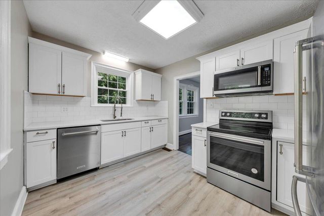 1556 Brandon AVE, Roanoke, VA 24015