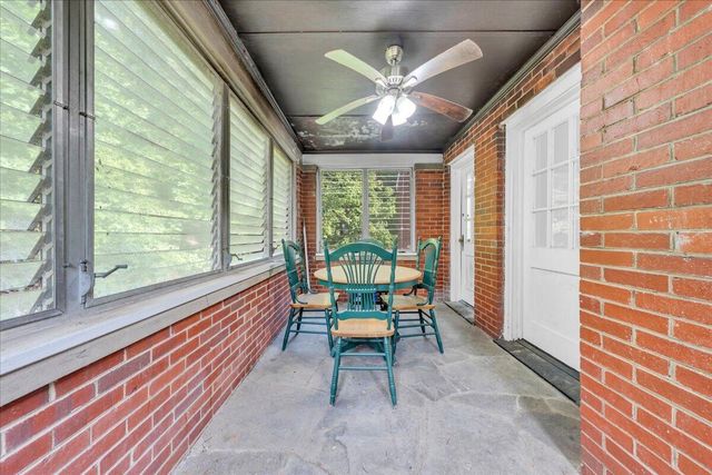 1556 Brandon AVE, Roanoke, VA 24015