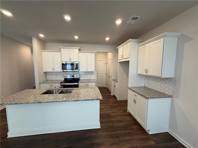 5151 Longview Run, Decatur, GA 30035