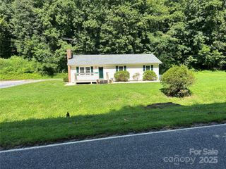 2531 Indian Grave Road, Lenoir, NC 28645