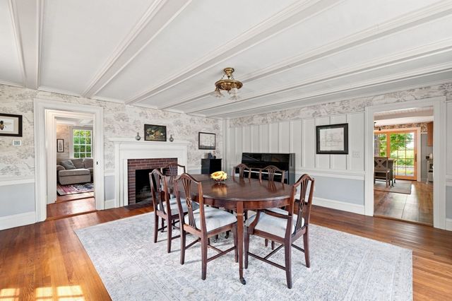15 Coleman Rd, Newbury, MA 01922