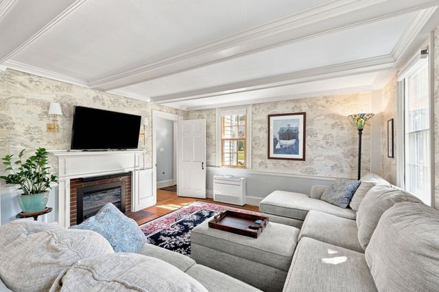 15 Coleman Rd, Newbury, MA 01922
