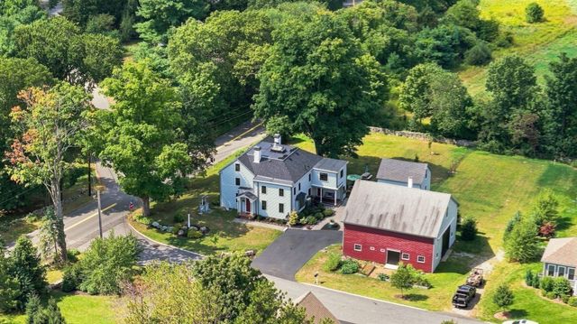 15 Coleman Rd, Newbury, MA 01922