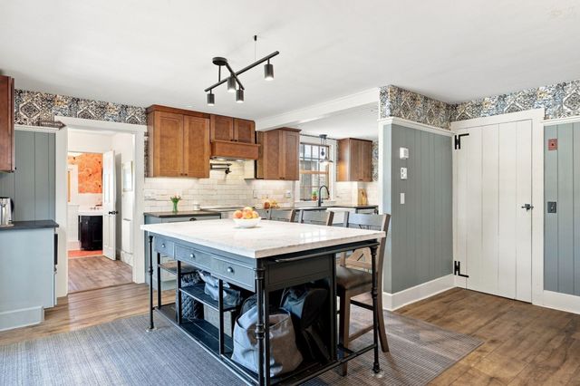 15 Coleman Rd, Newbury, MA 01922