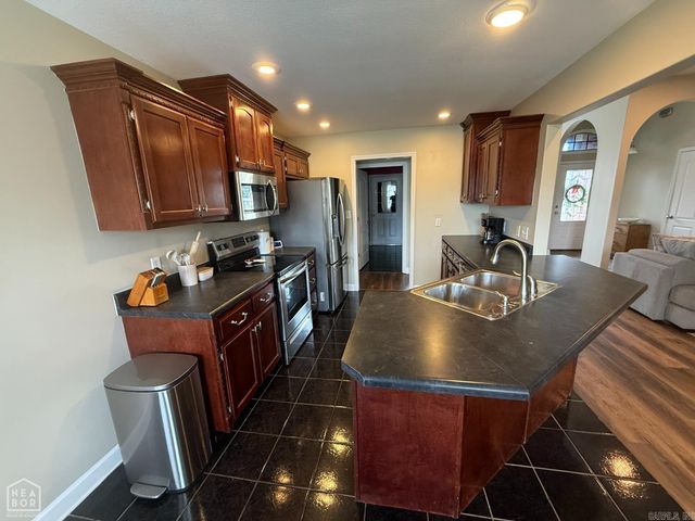 102 Lenford Drive, Bono, AR 72416