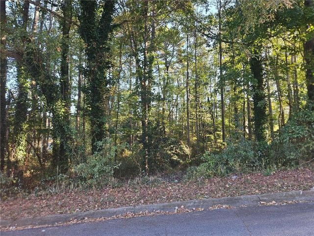 3205 Alcazar SW Drive, Lilburn, GA 30047