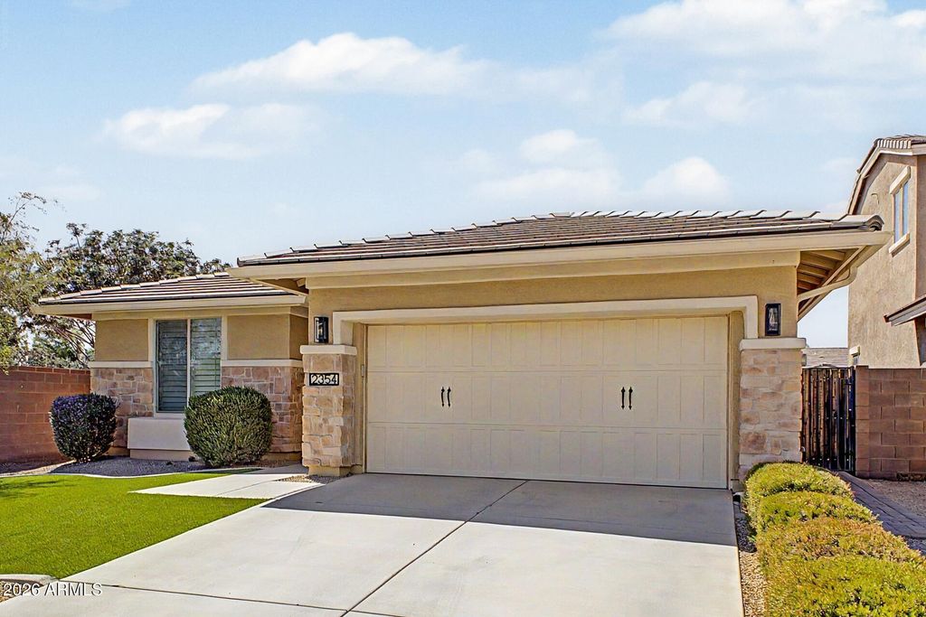 2354 S BANNING Street, Gilbert, AZ 85295 — photo 4