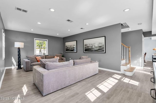 2 Girard Street, Marlboro, NJ 07746