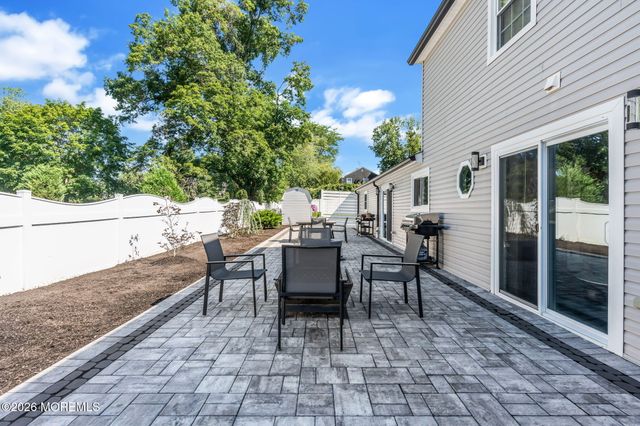 2 Girard Street, Marlboro, NJ 07746