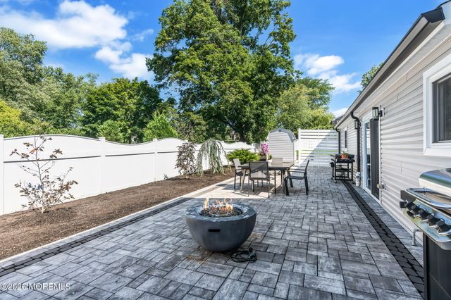 2 Girard Street, Marlboro, NJ 07746