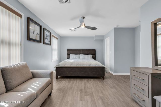 2 Girard Street, Marlboro, NJ 07746