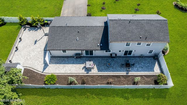 2 Girard Street, Marlboro, NJ 07746