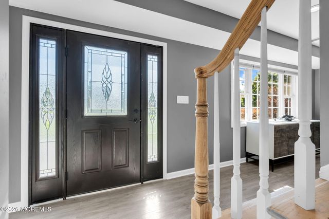 2 Girard Street, Marlboro, NJ 07746