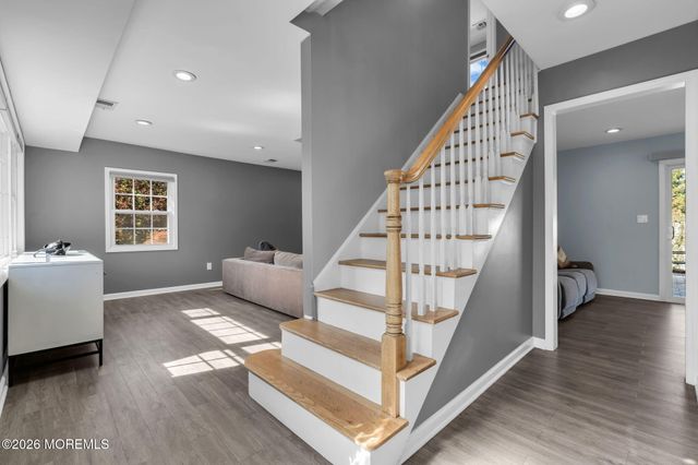 2 Girard Street, Marlboro, NJ 07746