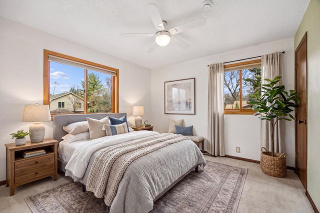 3930 Glendale Drive, Chanhassen, MN 55331