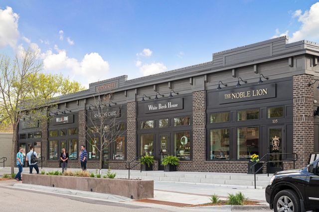 3930 Glendale Drive, Chanhassen, MN 55331