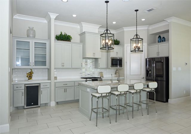 2431 Prairie Hollow Lane, Houston, TX 77077