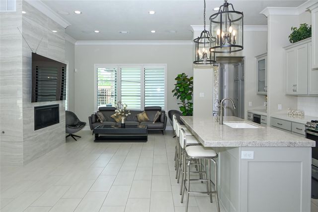 2431 Prairie Hollow Lane, Houston, TX 77077
