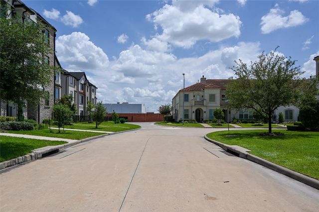 2431 Prairie Hollow Lane, Houston, TX 77077