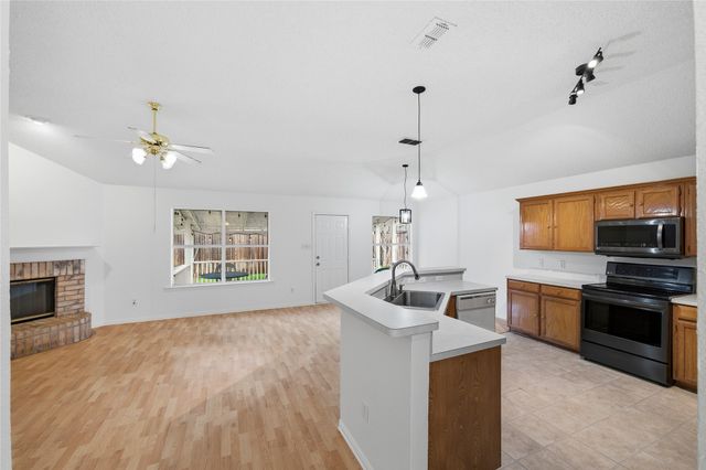 7413 Marsarie Court, Fort Worth, TX 76137