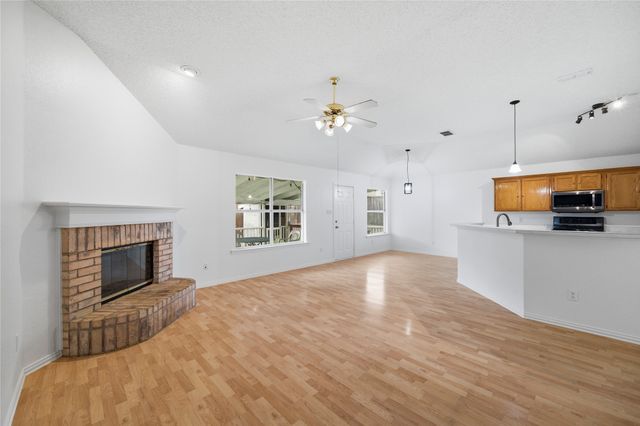 7413 Marsarie Court, Fort Worth, TX 76137