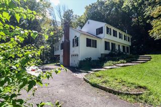 37 Colonial Ridge Drive, New Milford, CT 06755
