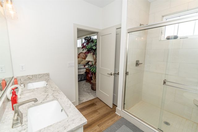 853 S Brookings Court, West Des Moines, IA 50266