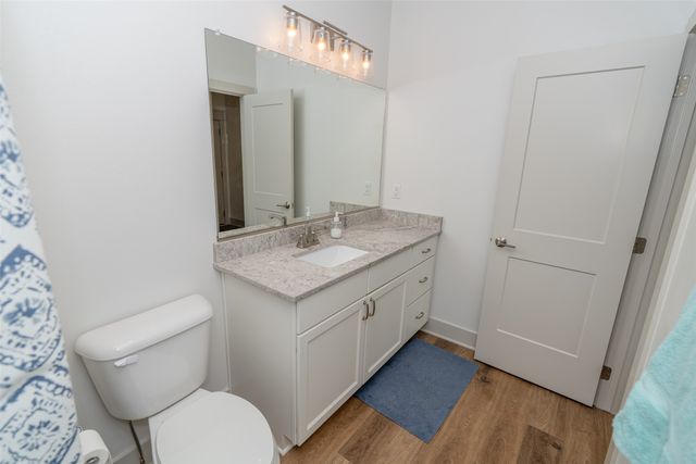 853 S Brookings Court, West Des Moines, IA 50266