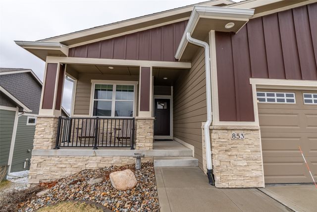 853 S Brookings Court, West Des Moines, IA 50266