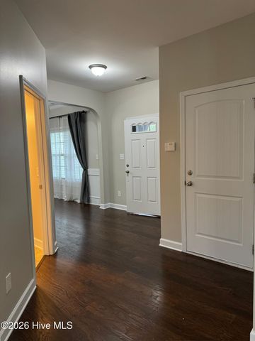 203 Ashton Court, Sneads Ferry, NC 28460