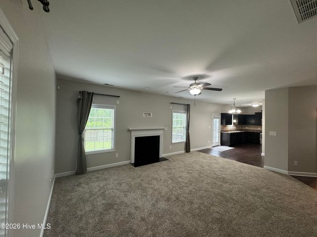 203 Ashton Court, Sneads Ferry, NC 28460