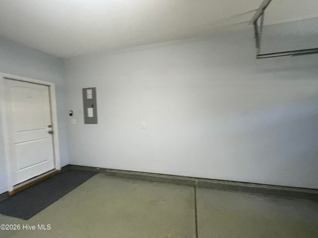 203 Ashton Court, Sneads Ferry, NC 28460