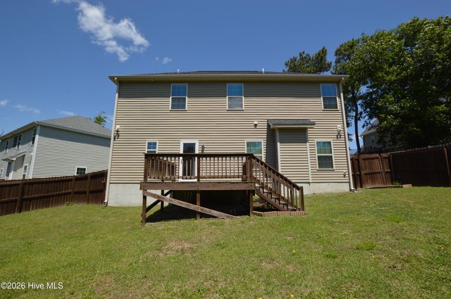 203 Ashton Court, Sneads Ferry, NC 28460