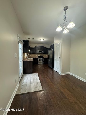 203 Ashton Court, Sneads Ferry, NC 28460