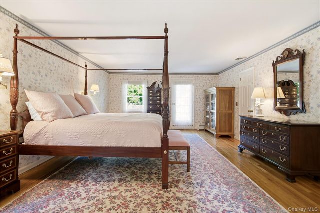54 Snake Hill Road, Cold Spring Harbor, NY 11724