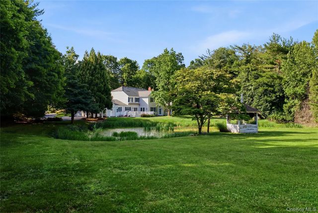 54 Snake Hill Road, Cold Spring Harbor, NY 11724