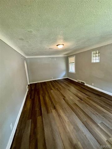 6035 Margaretta Avenue, Pine Lawn, MO 63120