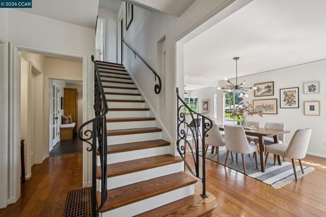 5700 Chelton, Oakland, CA 94611