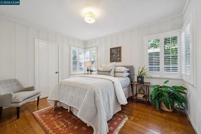 5700 Chelton, Oakland, CA 94611