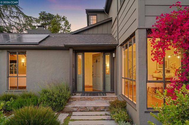 5700 Chelton, Oakland, CA 94611