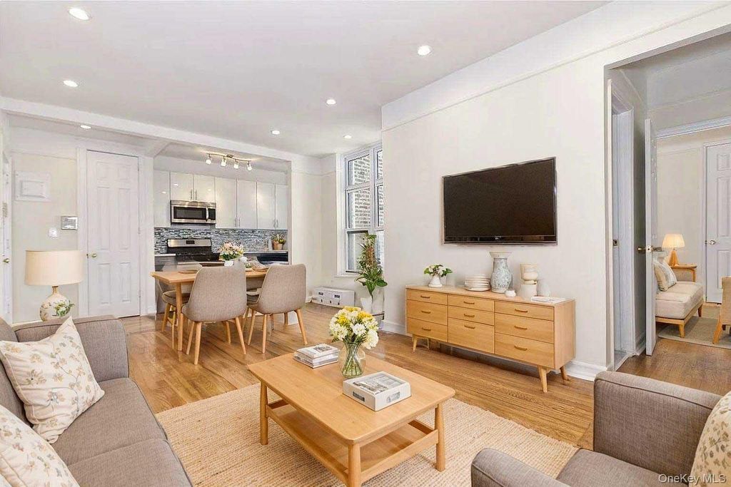 130 Bay Ridge Parkway 6D, Brooklyn, NY 11209
