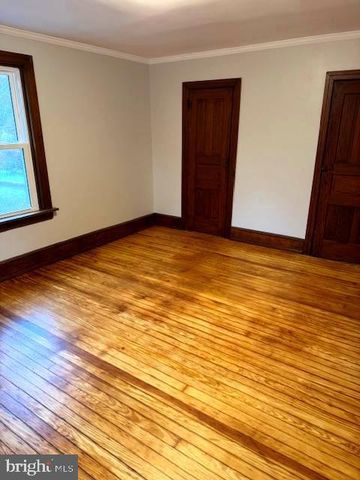 326 N 5TH ST, Perkasie, PA 18944