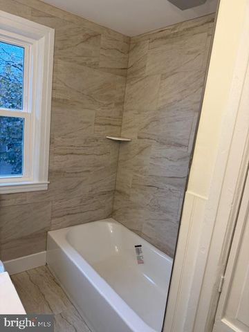 326 N 5TH ST, Perkasie, PA 18944