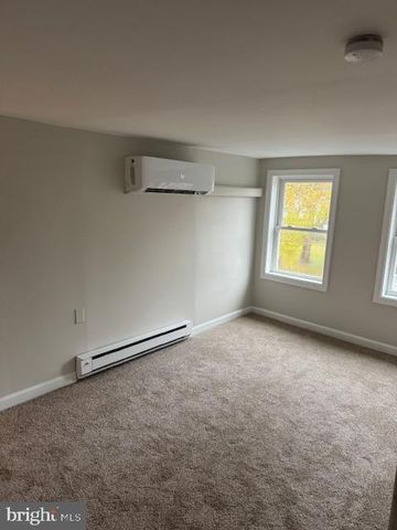 326 N 5TH ST, Perkasie, PA 18944