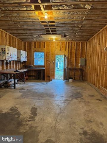 326 N 5TH ST, Perkasie, PA 18944