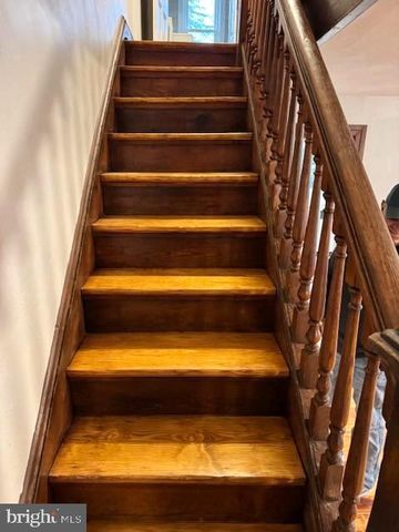 326 N 5TH ST, Perkasie, PA 18944